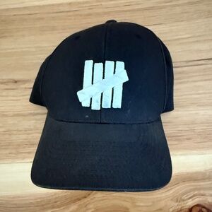 Undefeated Icon Snapback Cap – Black – Embroidered Logo